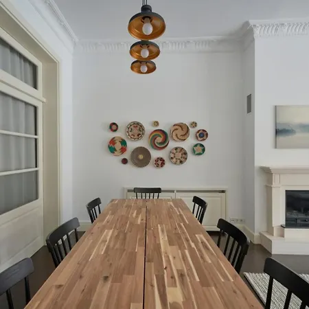 Gorgeous Bright 4bed Gem W Viewsbalcony! #115 Διαμέρισμα
